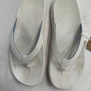 Olukai Nu’a Pi’o White Sandals